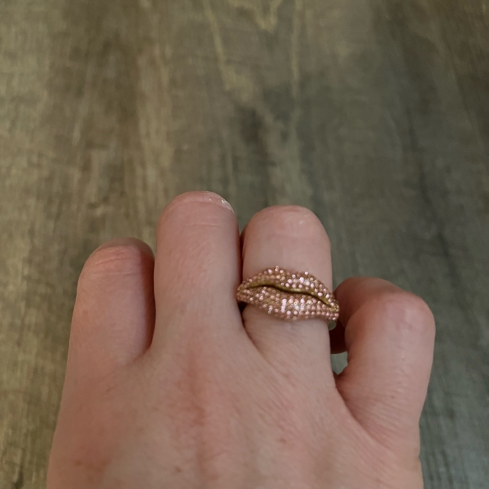 Kate spade lips ring